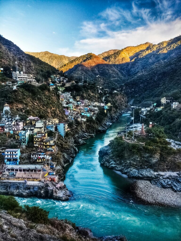 Experience Himalayan Bliss with Uttarakhand Tour Packages: Nature, Spirituality, and Adventure