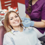 Cosmetic dentist