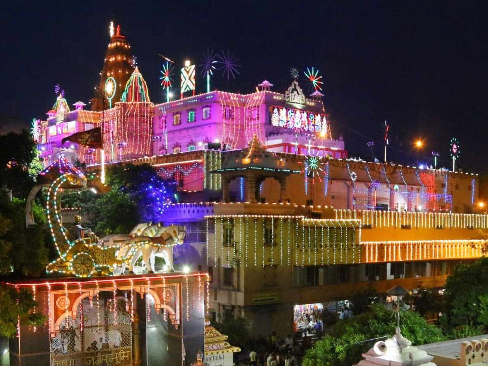 Hidden Gems and Lesser-Known Temples in Mathura Vrindavan Tour Packages