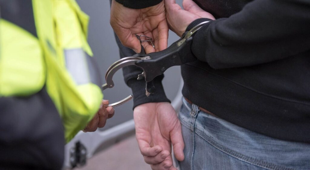 Arrest Information Services